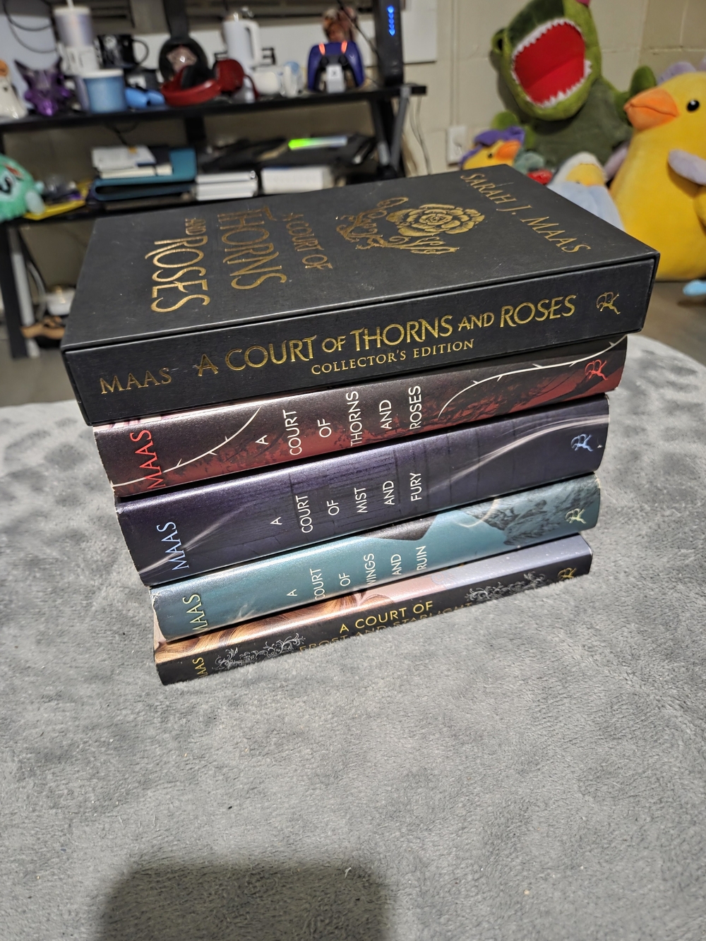 A Court Of Thorns And Roses 1-4 Hardcover With Original Dust Jackets